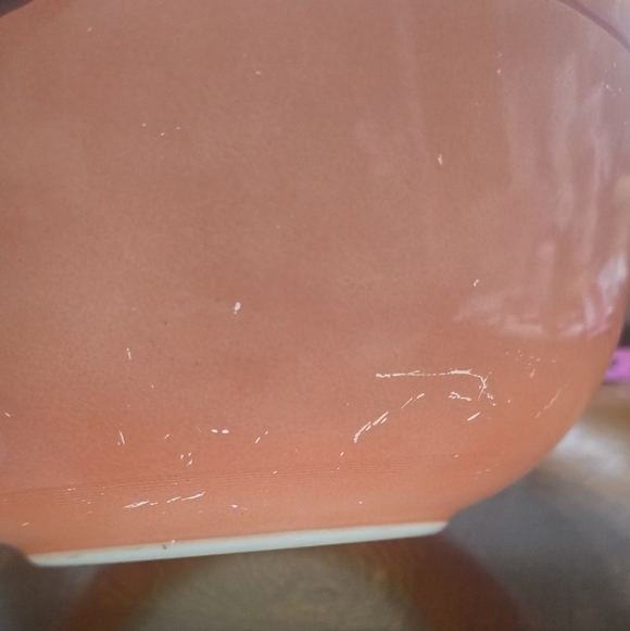 Pyrex Rare Vintage Flamingo Pink 4qt Bowl - Picture 6 of 7